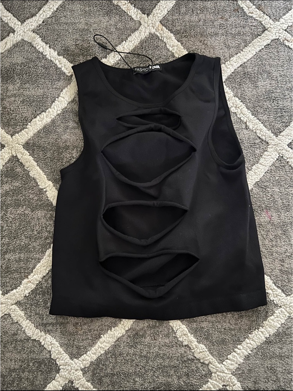 Fashion Nova Black Sleeveless Cutout Tank